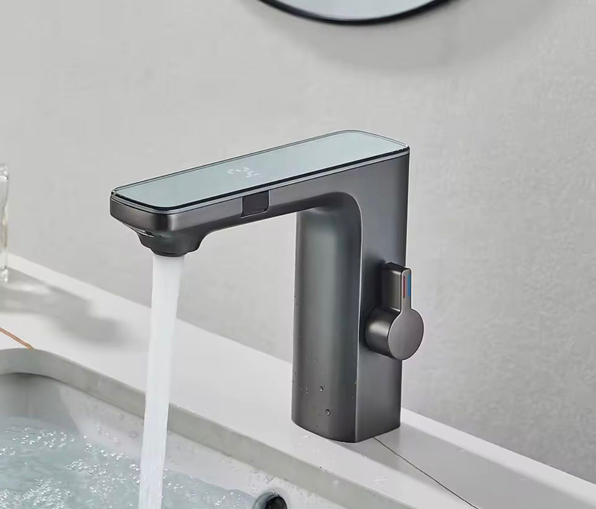 Smart Sensor Wasserhahn mit Digitale Temperaturanzeige