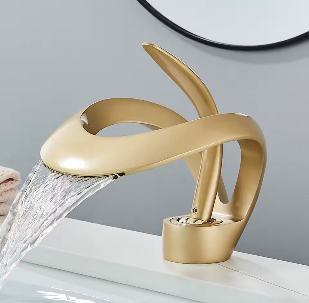 Moderner Wasserhahn für Bad, U-Form -Mischbatterie